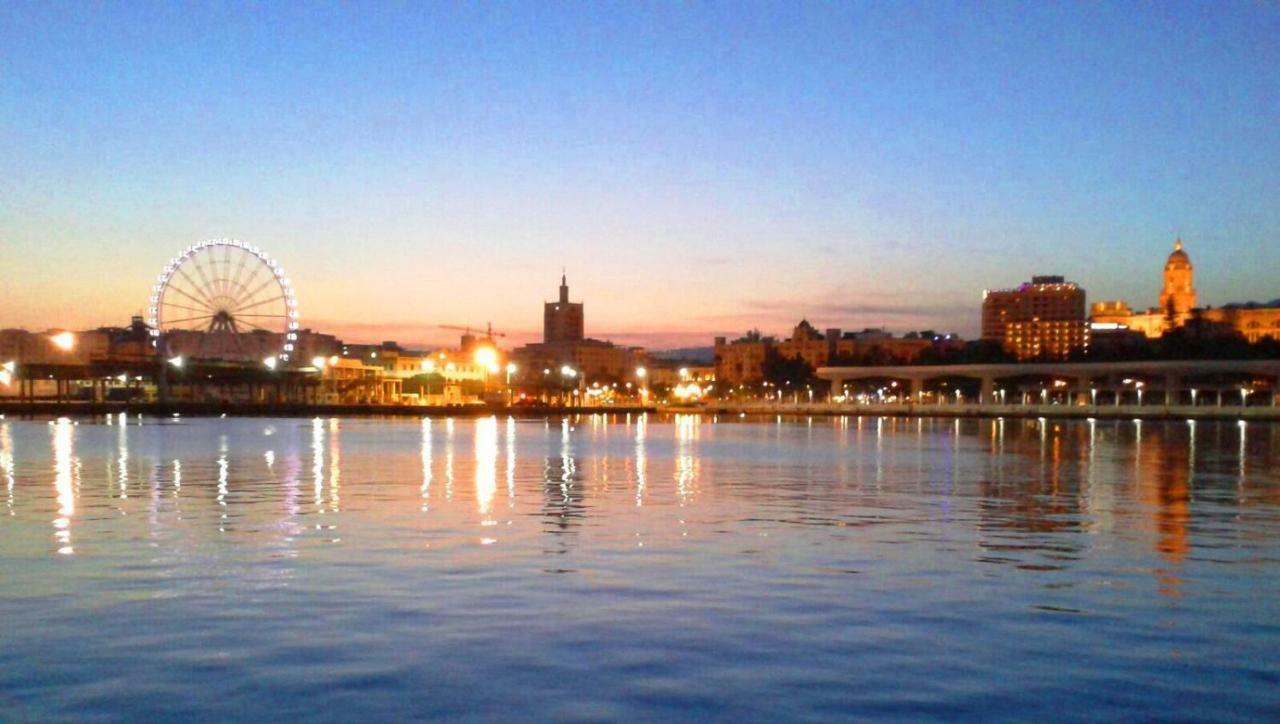Encantador Bajo En Malaga Exterior photo